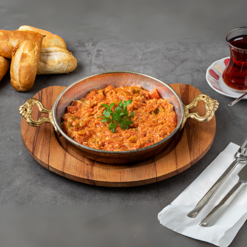Sucuklu, Beyaz Peynirli Menemen
